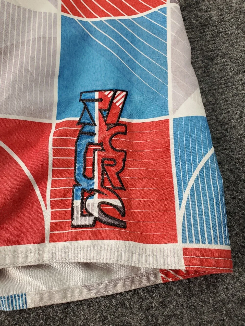 Rip Curl Boardshorts Mens 33 Geometric Grid Plaid Vintage 2000s Y2K Surfer Beach